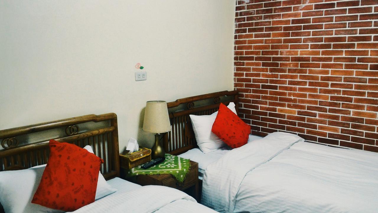 Love Nostalgia No. 53 B&B Цзиньчэн Экстерьер фото